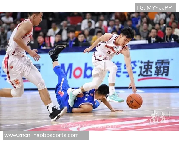 蒂格签署资质谈格莱姆斯乔治受伤后将迎来上场机会 蒂格签署资质谈格莱姆斯乔治受伤后将迎来上场机会