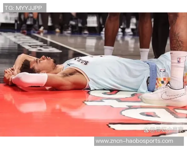 阿贾威尔逊全能表现27投13中砍下35分8篮板5助攻4抢断4盖帽引领球队胜利 阿贾威尔逊全能表现27投13中砍下35分8篮板5助攻4抢断4盖帽引领球队胜利