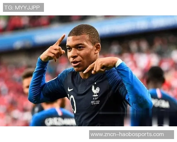 网红澄清与姆巴佩绯闻传闻称自己单身并未交往任何人