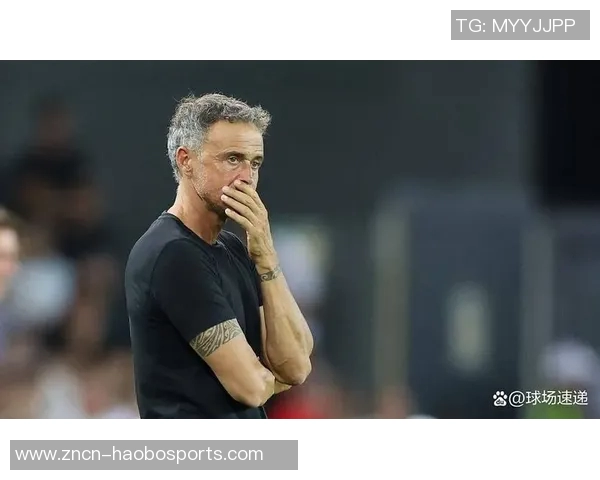 恩里克因伤病潮调整战术多名球员尝试伪九号位新角色 恩里克因伤病潮调整战术多名球员尝试伪九号位新角色