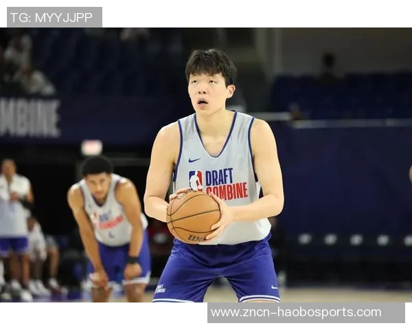 杨瀚森借翻译提升英语听力网友称其学习速度惊人