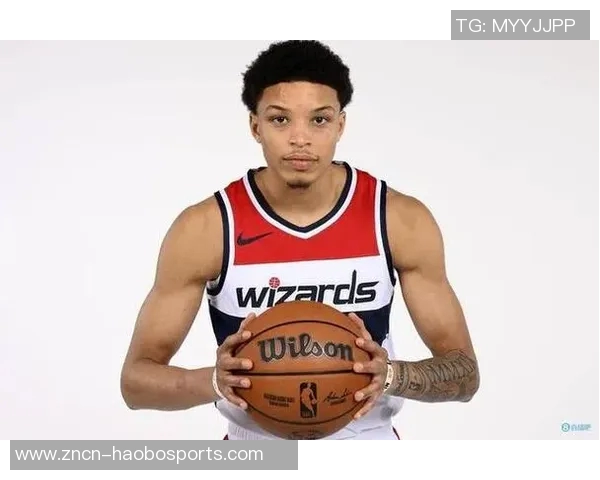 罗林斯展现巨星潜力AJ格林凭借特点成功立足NBA