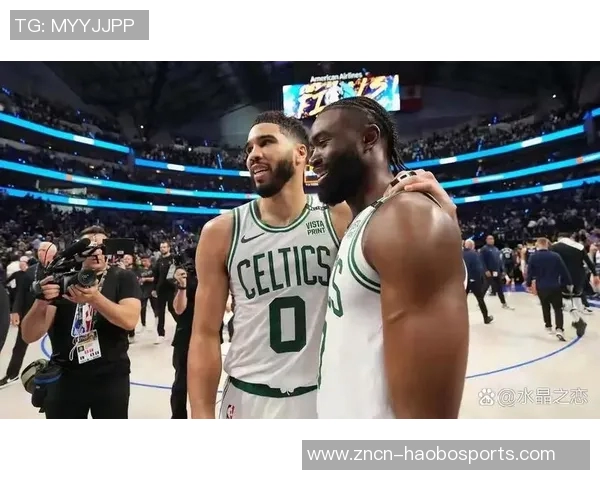 杰伦布朗调侃塔图姆康复迅速或将参加揭幕战