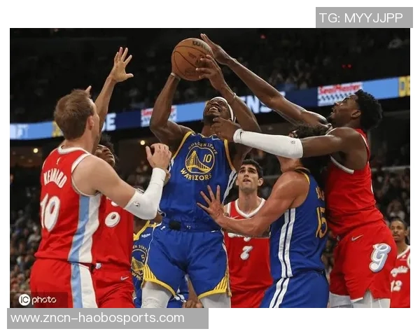 巴特勒首节表现抢眼三投全中贡献八分四助攻正负值高达十七 巴特勒首节表现抢眼三投全中贡献八分四助攻正负值高达十七