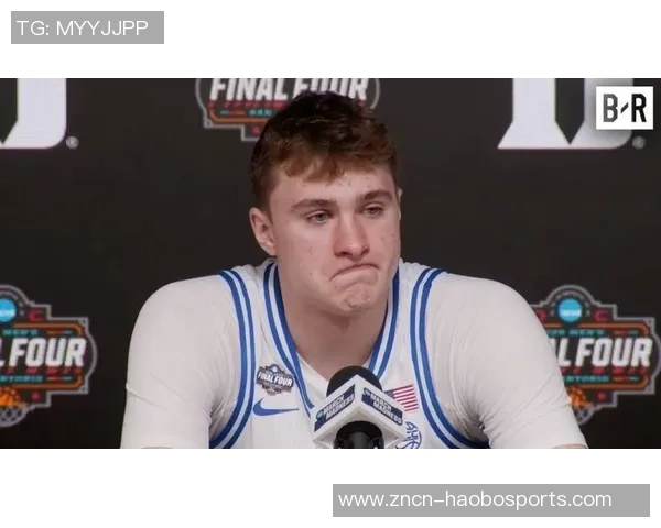 弗拉格称赞浓眉对球队的重要性享受与他无球配合的乐趣 弗拉格称赞浓眉对球队的重要性享受与他无球配合的乐趣