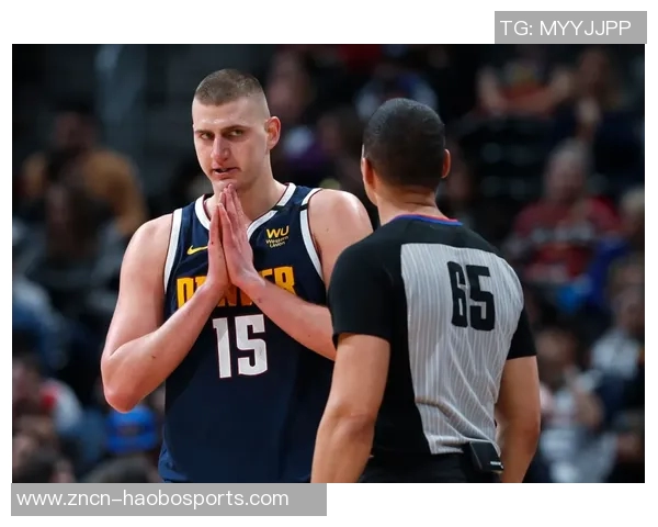 约基奇上半场表现稳健14分7板3助1帽助球队压制基昂特乔治